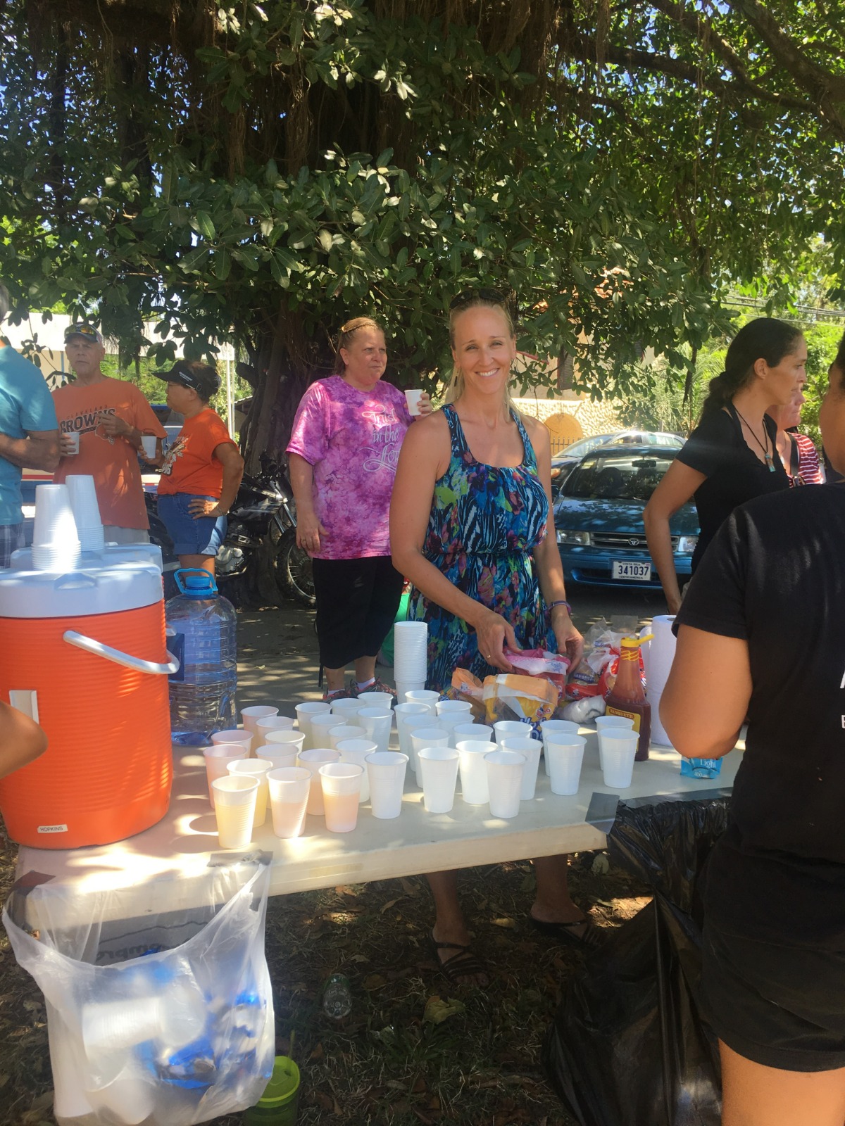 Brasilito Feeding People